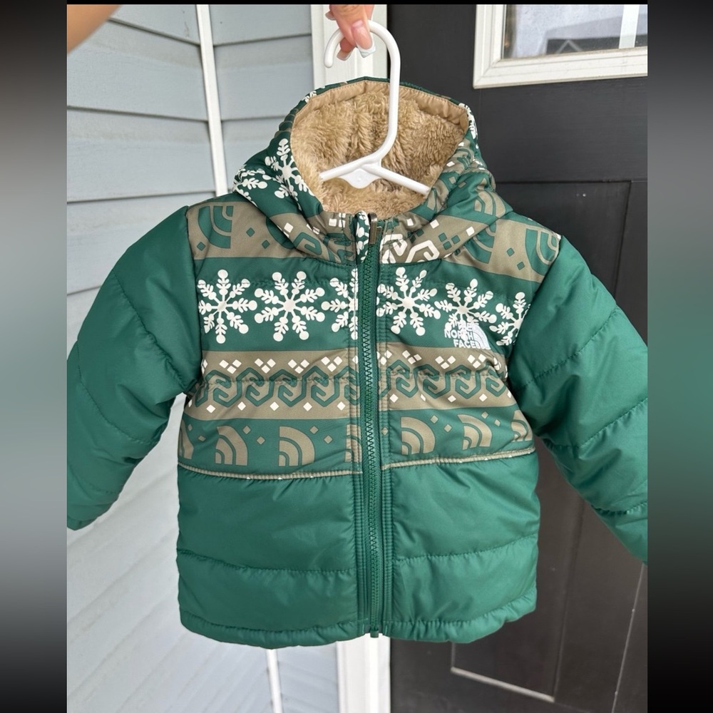 North Face Unisex Reversible Puffer Baby Toddler Teddy Coat Size 12-18m